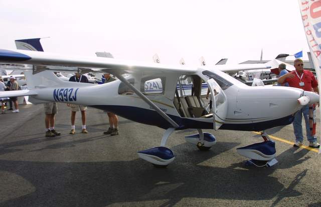Jabiru U.S.A. Sport Aircraft J 250 SP at the 2007 AOPA convention