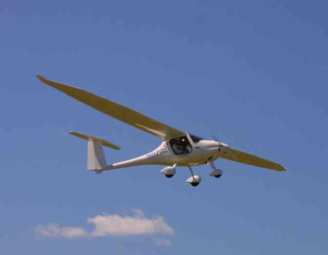 Sinus motor glider, Virus motorglider, from Pipistrel U.S.A.